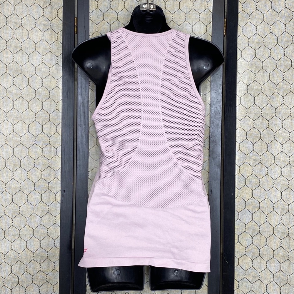 Fabletics Fitted Tank Top - Picture 3 of 6